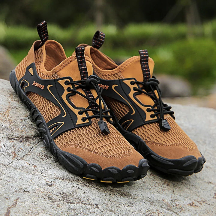 Quick-Dry Mesh Water Shoes outsole detail