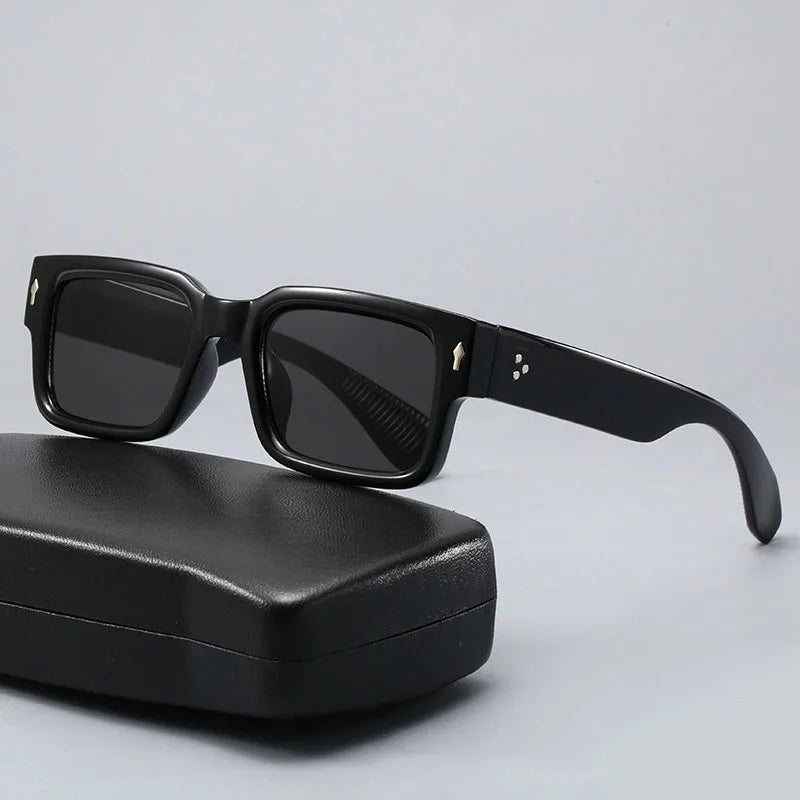 Stylish Tortoiseshell Sunglasses 1