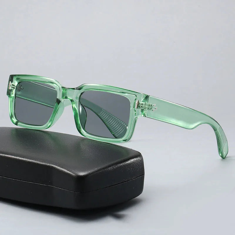 Stylish Tortoiseshell Sunglasses 3
