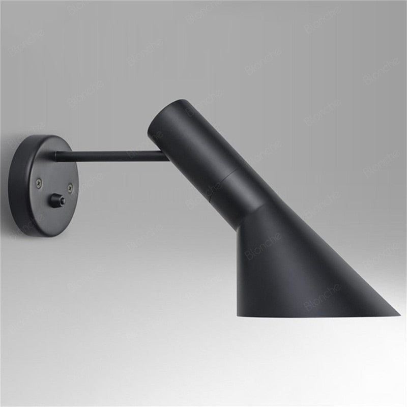 Timeless Aluminium Wall Sconce 1