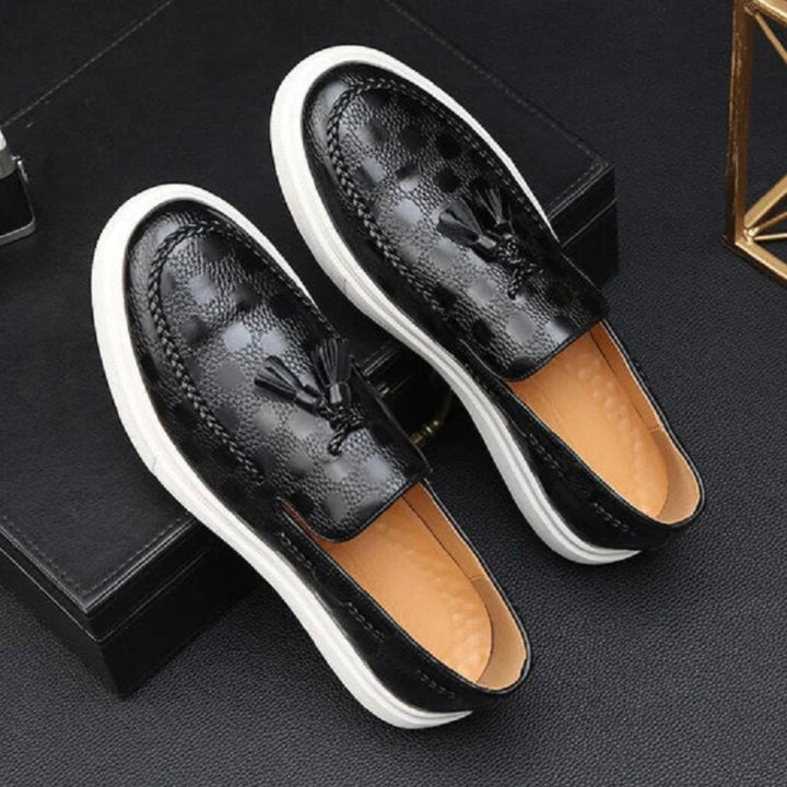 Timeless Black Leather Loafers for Women 2