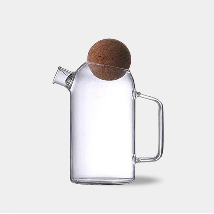 Timeless Borosilicate Glass Pitcher with Lid 1