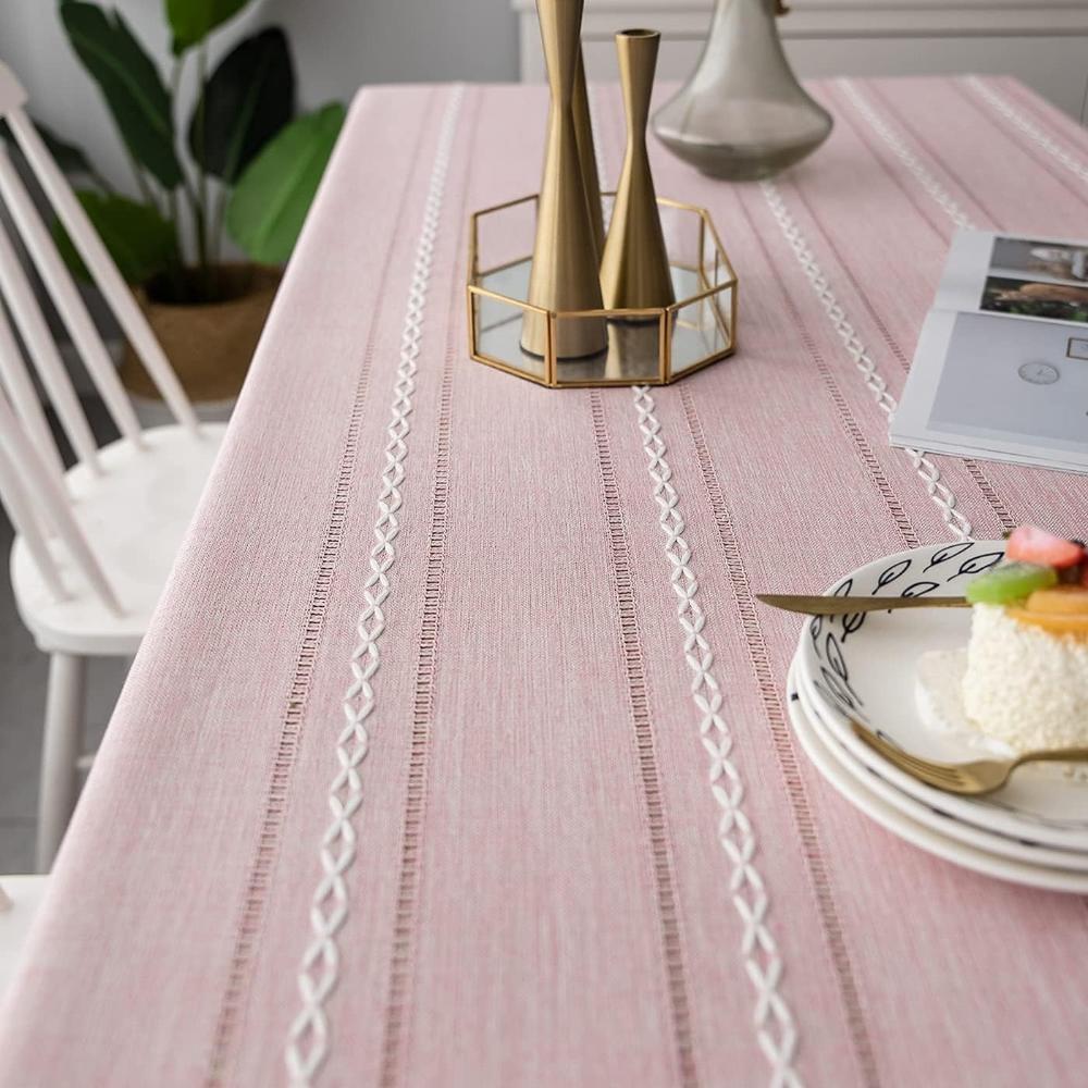 Timeless Linen Tablecloth 3