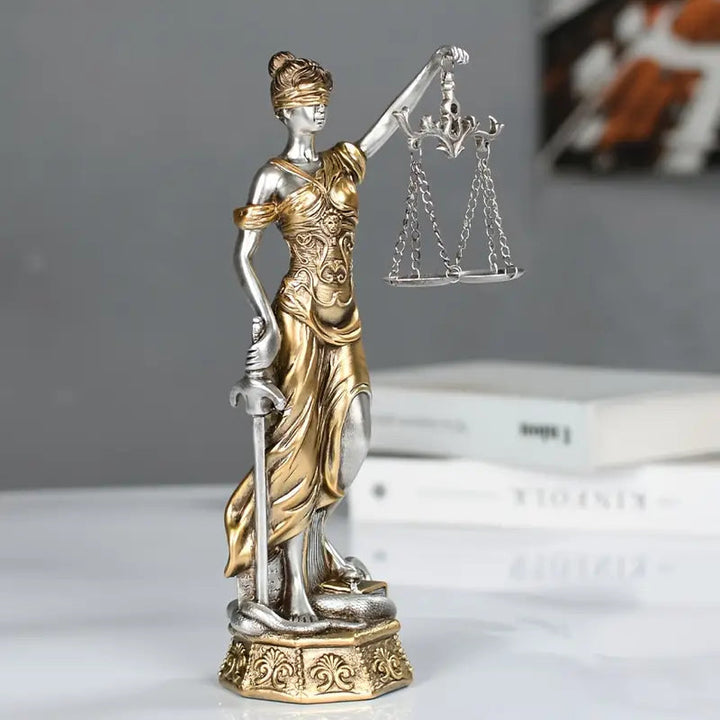 Timeless Resin Justice Sculpture 0