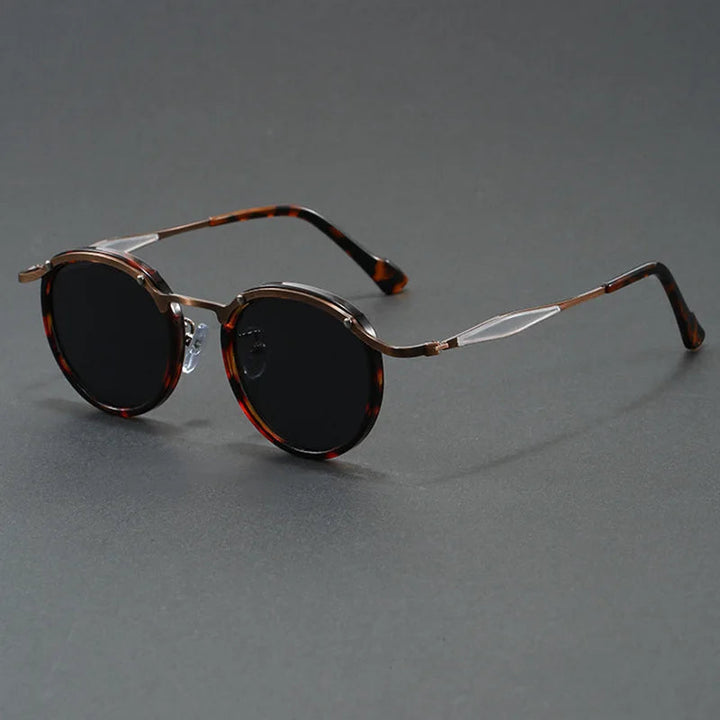 Timeless Round Sunglasses with Anti-Glare Lenses 1