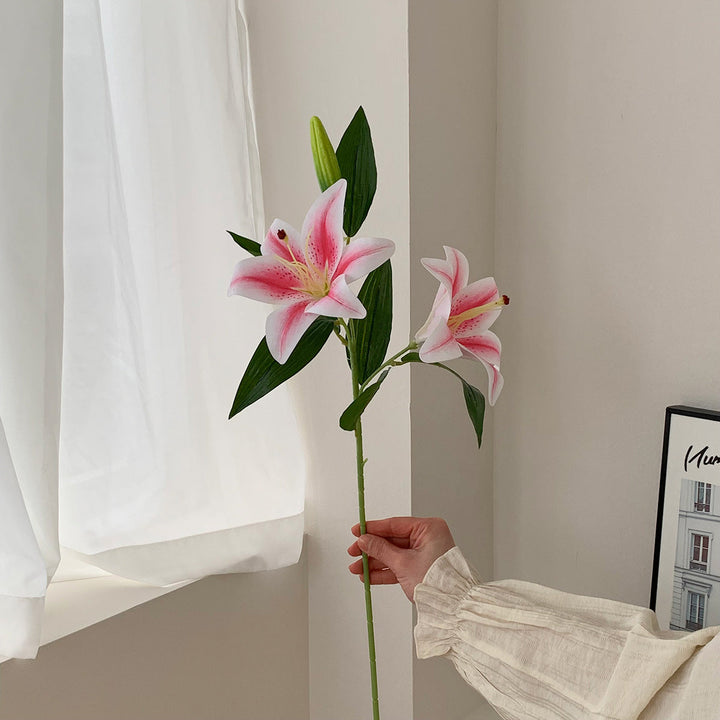 Timeless Silk Lily Stem 1