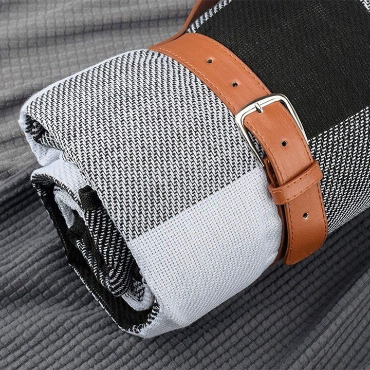 Timeless Waterproof Picnic Blanket 2