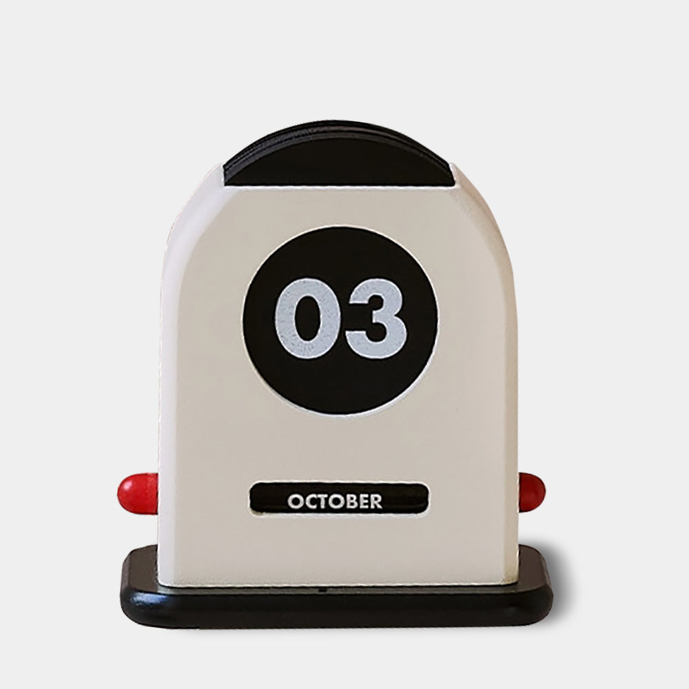 Timeless Wooden Desk Calendar 0