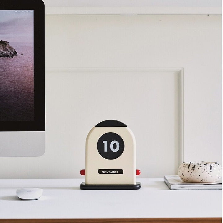 Timeless Wooden Desk Calendar 1
