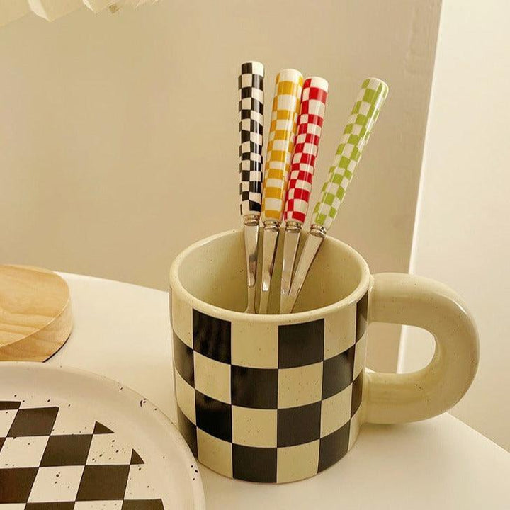 Vibrant Stainless Steel Cutlery Set 3