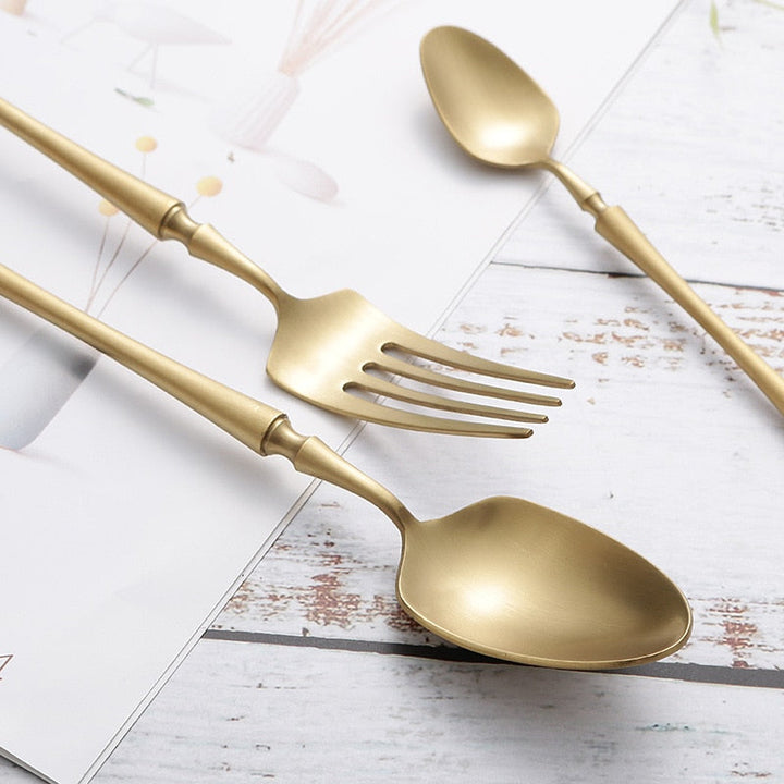 Silver Ridgemont Matte Cutlery – Lifestyle View