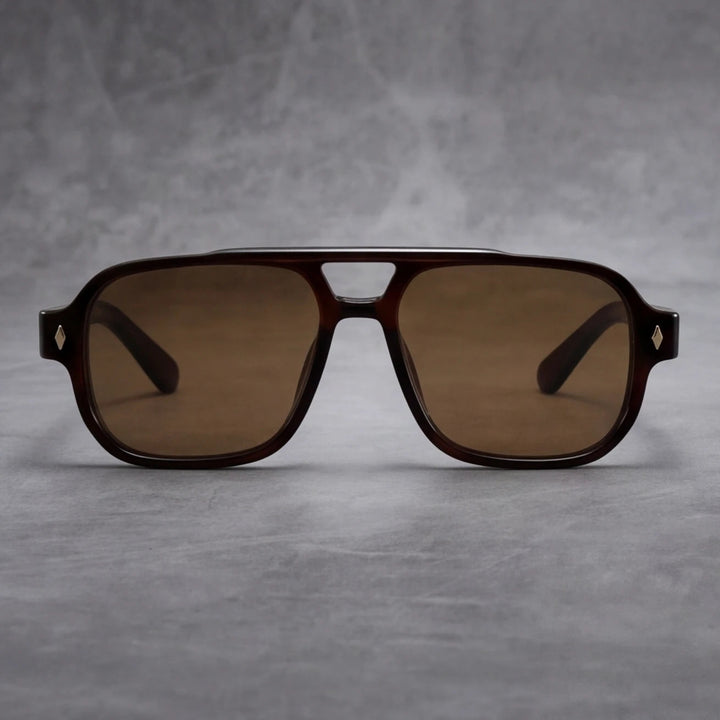 Vintage-Inspired Tortoiseshell Sunglasses 7