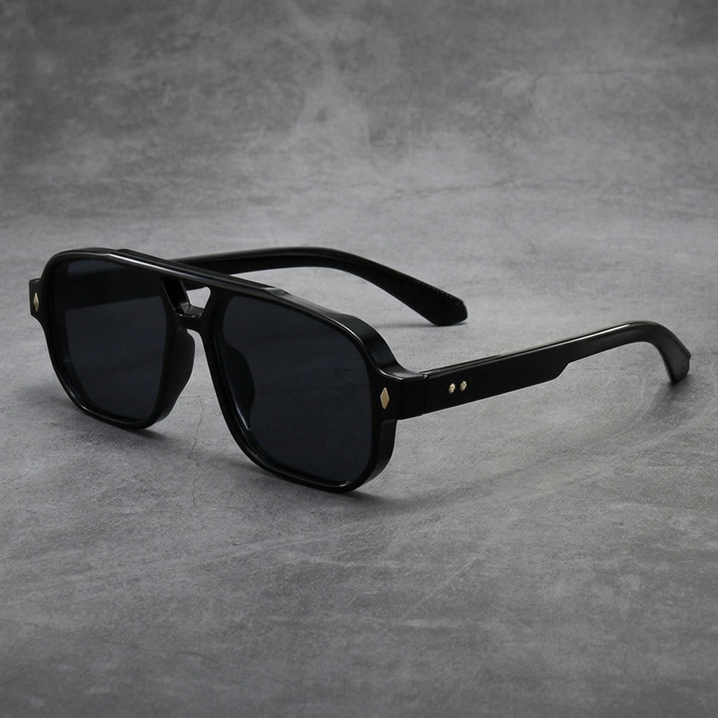 Vintage-Inspired Tortoiseshell Sunglasses 9