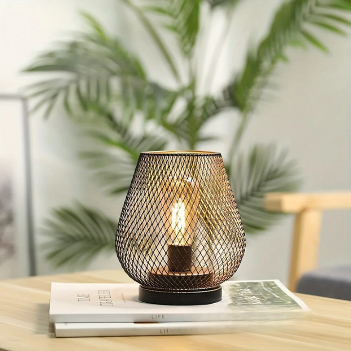 Warm Metal Table Lamp 5