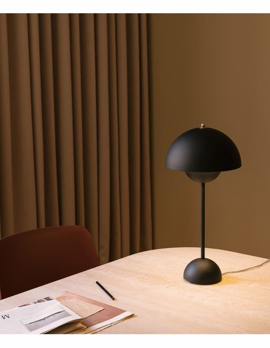 Color-Changing Mushroom Table Lamp lifestyle view