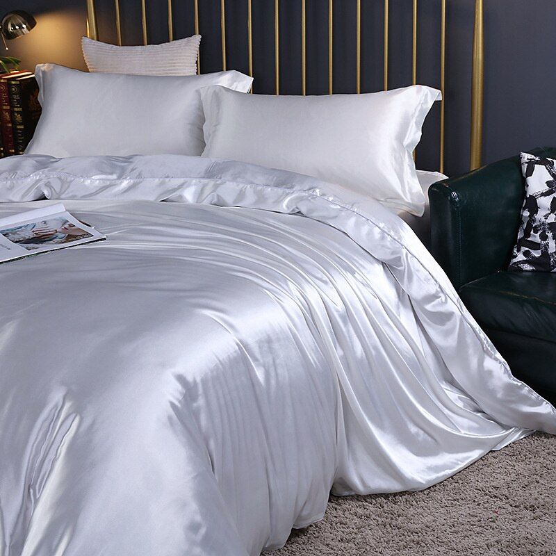 Cooling Silk Bedding Set flat lay
