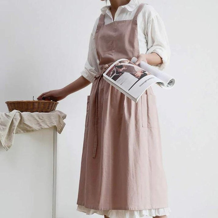 Cross-Back Cotton Kitchen Apron front pocket detail