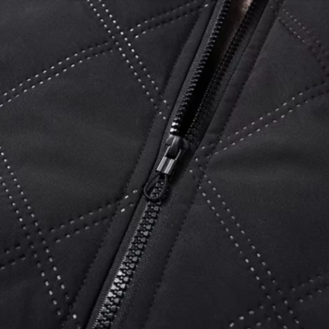 Fleece-Lined Diamond-Quilted Jacket zipper detail