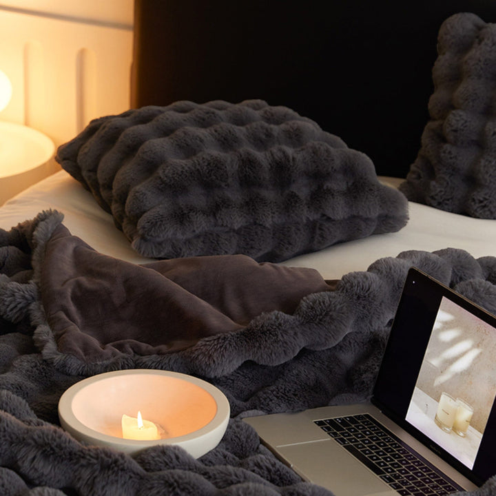 Fluffy Glam Faux Fur Blanket color options display