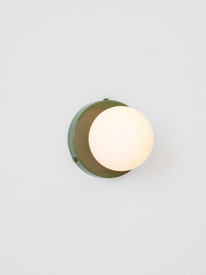 Glass Globe Wall Sconce dimension diagram