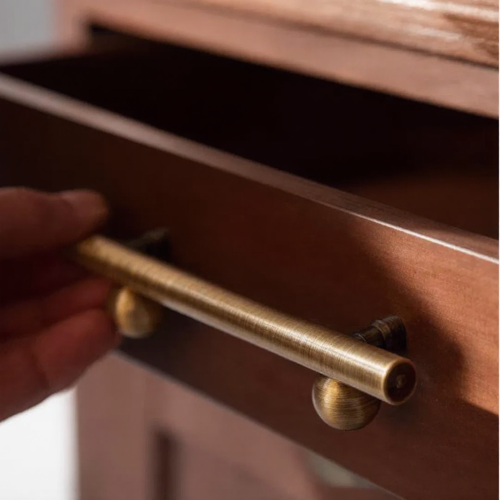 Pull Antique Brass 96-156mm lifestyle
