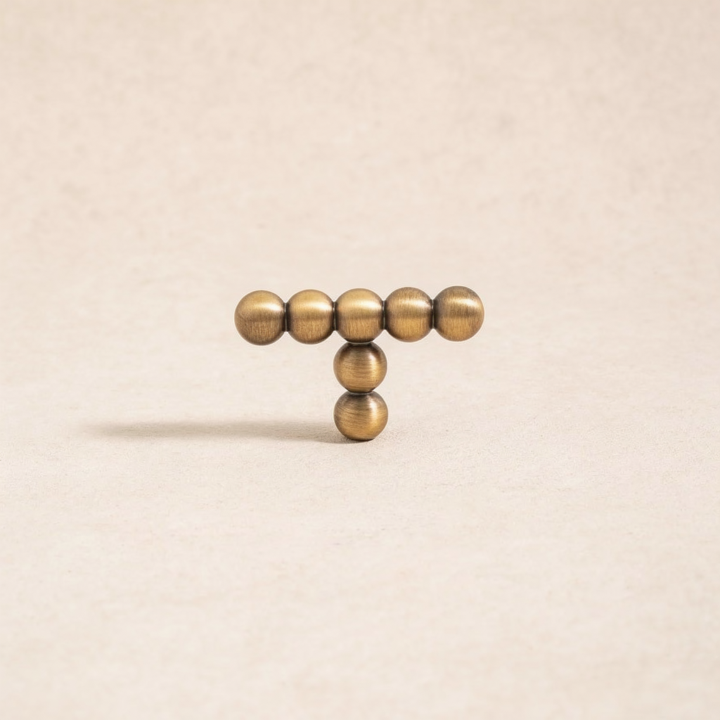 T Pull / Antique Brass (clean, no text)