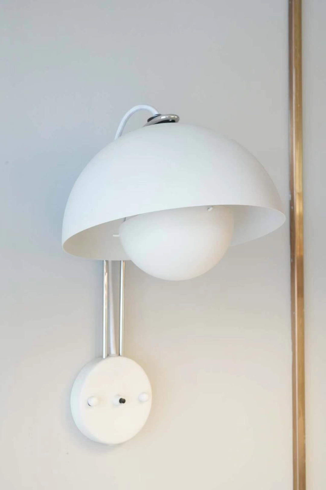 Lacquered Metal Wall Sconce lifestyle setting