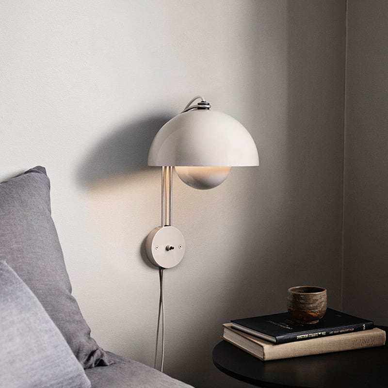 Lacquered Metal Wall Sconce cord detail