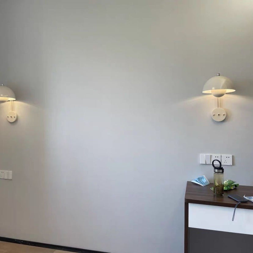 Lacquered Metal Wall Sconce switch detail