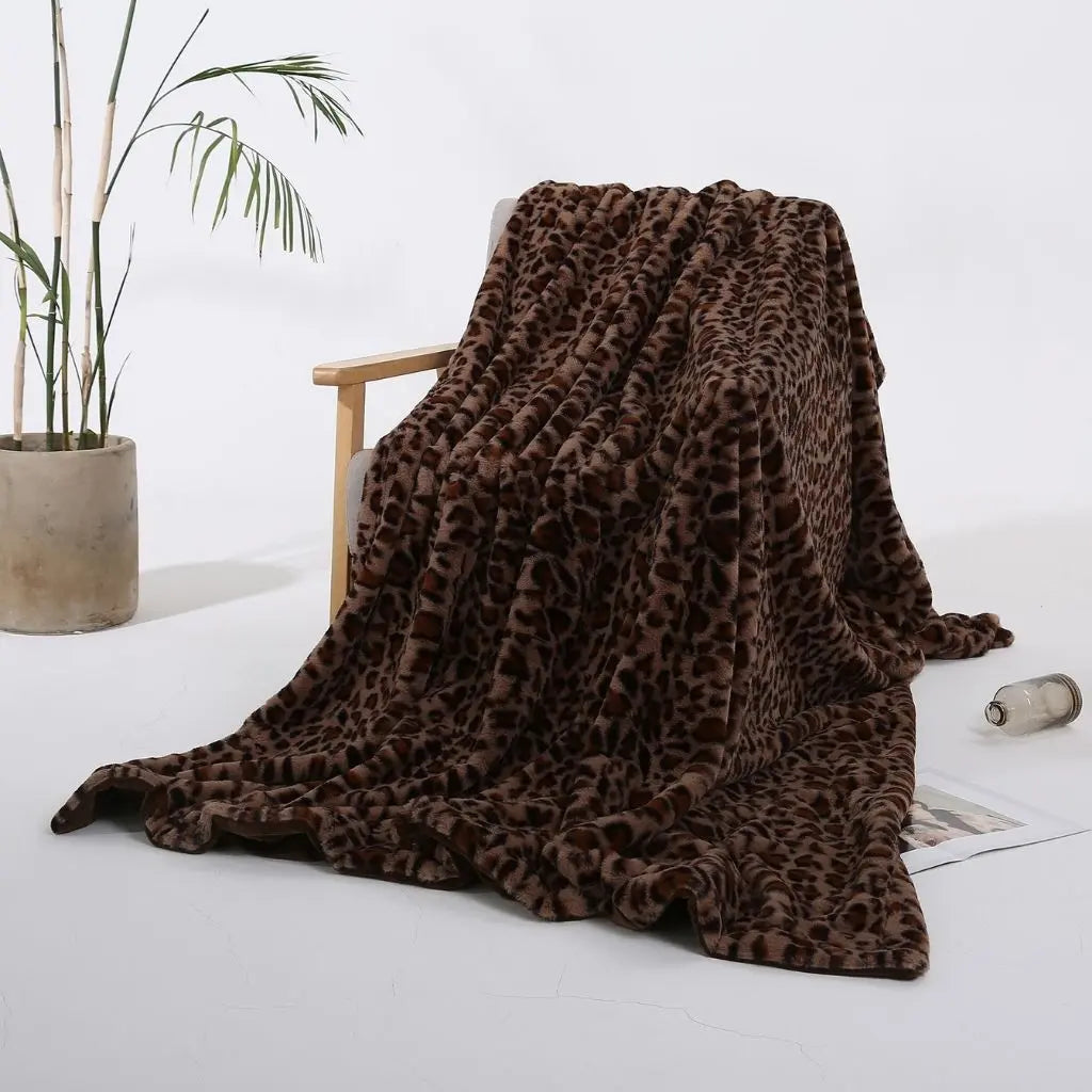 Leopard Print Velvet Throw Blanket short-pile texture detail
