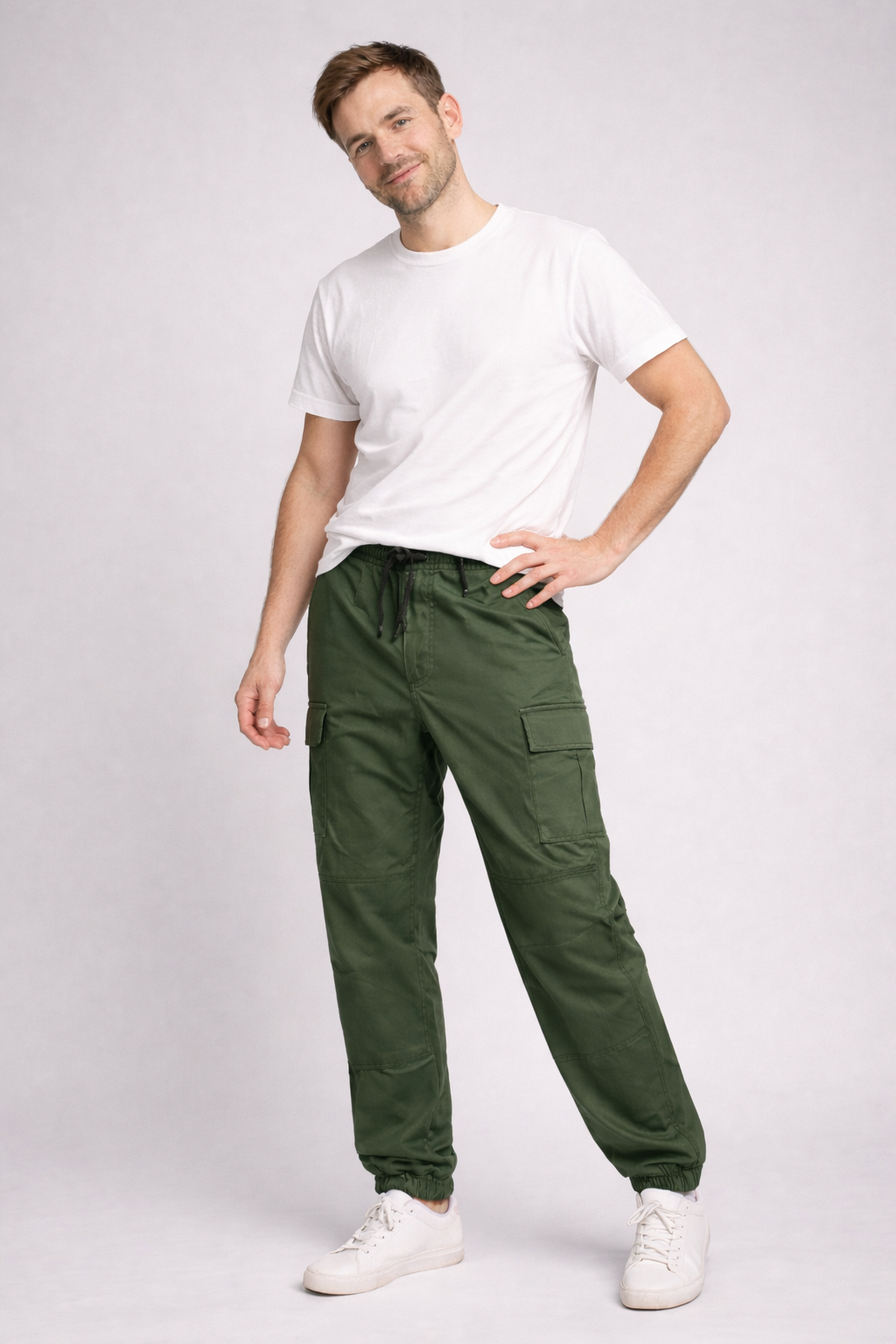 Green Lightweight Tapered Cargo Pants worn hand in pocket