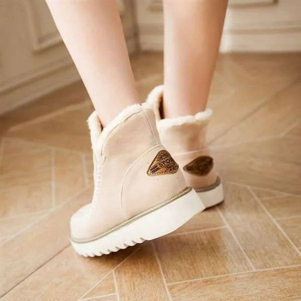 Lined Slip-On Snow Boots alternate view 16