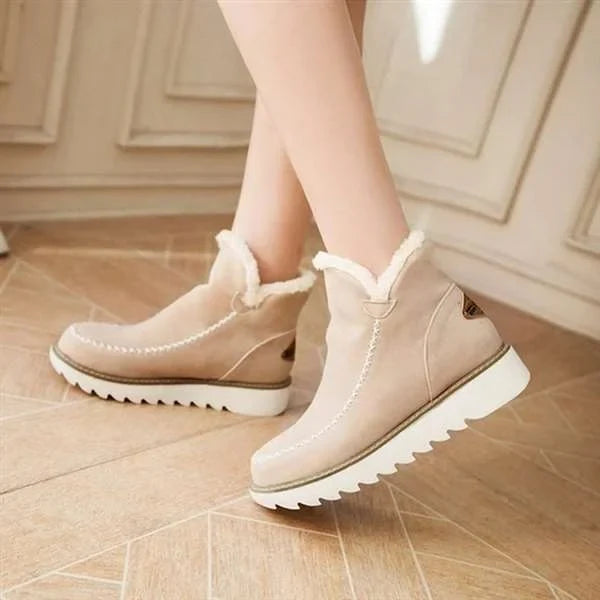Lined Slip-On Snow Boots alternate view 9