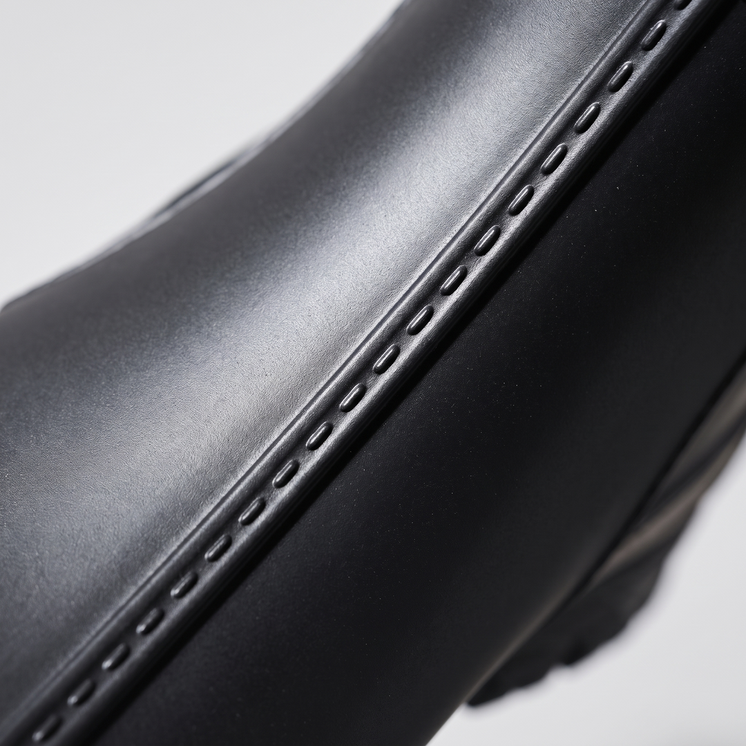 Molded Ankle Rain Boots seamless one-piece construction