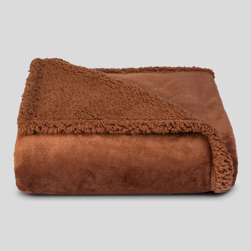 Plush Waterproof Throw Blanket care and washing detail