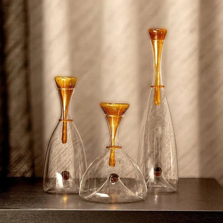 Elegant Hand-Blown Glass Wine Carafe with Decorative Stopper for Sophisticated Serving
