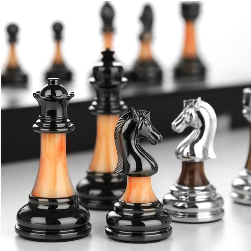 Zinc Alloy Wooden Chess Set full board layout